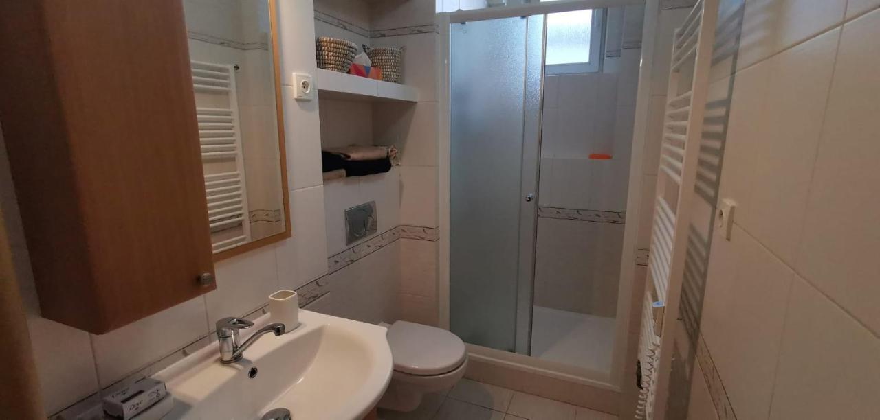 Apartmany U Hotelu Thermal Kv Karlovy Vary Bagian luar foto